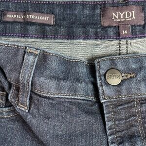 Women NYDJ Marilyn Straight Jeans | Size 14 | Blue Dark Wash Raw Hem Stretch